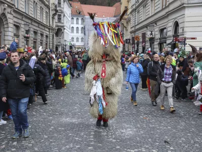 - 10.02.2024 - Zmajev sprevod - maškare, pust, Ljubljana //FOTO: Jaka Gasar