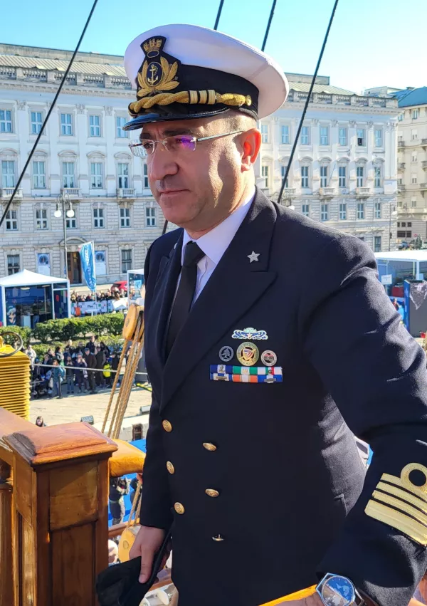 amerigo vespucci, šolska ladja italijanske vojne mornarice, trst, poveljnik Giuseppe L / Foto: Katja Gleščič 