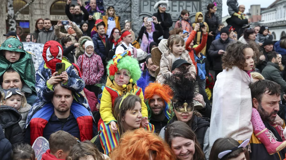 - 10.02.2024 - Zmajev sprevod - maškare, pust, Ljubljana //FOTO: Jaka Gasar