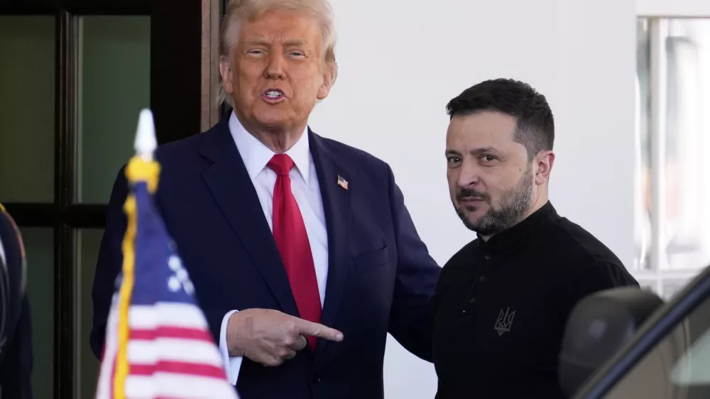 President Donald Trump welcomes Ukraine President Volodymyr Zelenskyy at the White House in Washington, Friday, Feb. 28, 2025. (AP Photo/Ben Curtis)