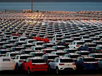 FILE PHOTO: Cars produced at Autoeuropa factory are seen parked at the Setubal harbor waiting to be shipped, in Setubal, Portugal November 23, 2018. REUTERS/Rafael Marchante/File Photo
