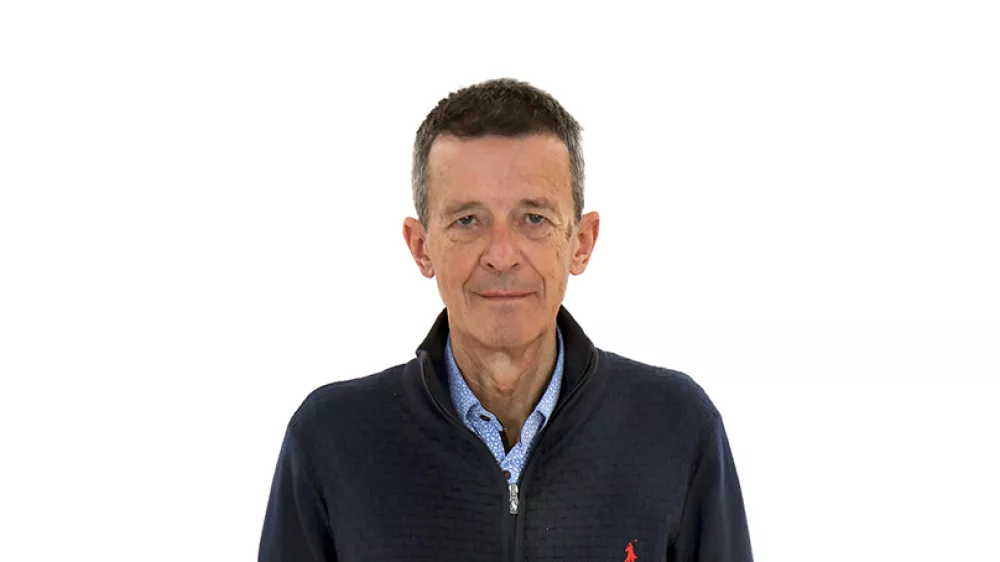 Jože OkornZA ONLINE - Redakcija Dnevnik 2024 - portreti za komentarje in kolumne - kolumnisti - komentatorji – novinarji - //FOTO: Tomaž Skale