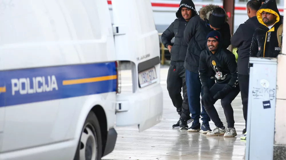 Policija je januarja obravnavala 1170 nedovoljenih prehodov državne meje, kar je trikrat manj kot v prvem mesecu lanskega leta. Fotografija je simbolična. Foto: Pixsell