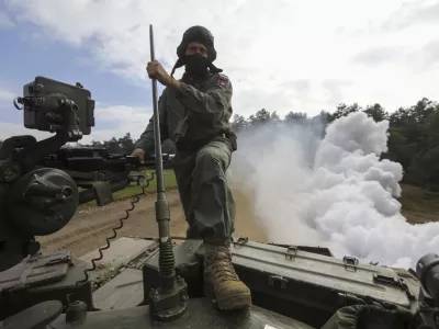 - Tank M-84 - bojno gosenično vozilo - 12.10.2023 - Slovenska vojska (SV) - oklepniki – bojna vozila - oborožitev //FOTO: Luka Cjuha