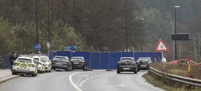 Prizor novembrskega »mafijskega« umora nedaleč od Brda v Ljubljani. Kriminalne združbe najraje obračunavajo stran od javnosti. / Foto: Luka Cjuha/dokumentacija