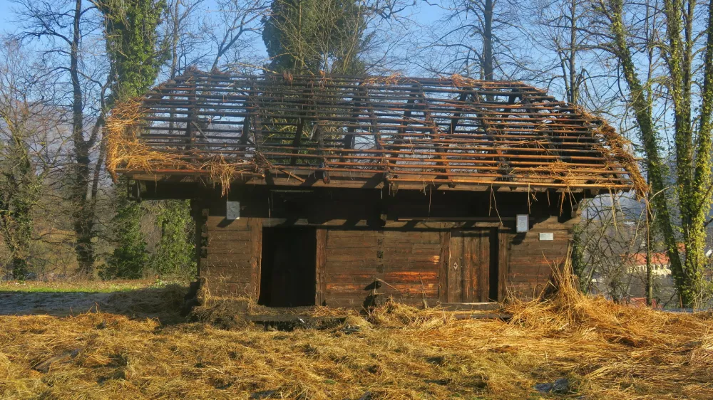 Kašča je del muzeja na prostem že skoraj pol stoletja. Foto: Medobčinski muzej Kamnik