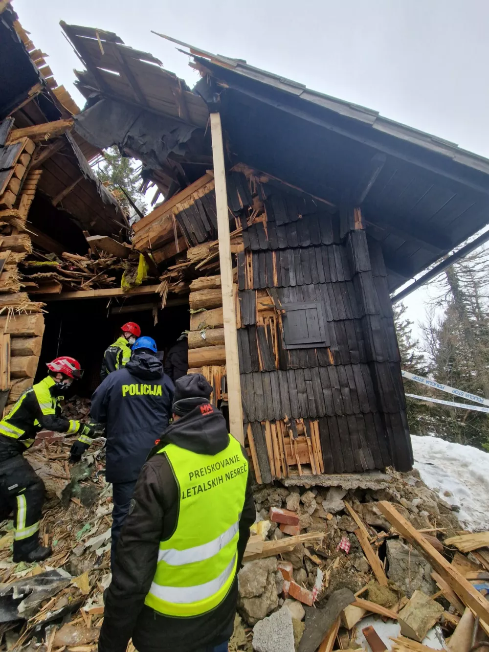 Velika planina.Planinska koca na Veliki planini v katero je priletelo ponesreceno letalo.Foto: PU Ljubljana