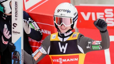 Ski Jumping - FIS Ski Jumping World Cup - Oslo, Norway - March 13, 2025 Slovenia's Nika Prevc during the women's RAW AIR qualification Terje Bendiksby/NTB via REUTERS  ATTENTION EDITORS - THIS IMAGE WAS PROVIDED BY A THIRD PARTY. NORWAY OUT. NO COMMERCIAL OR EDITORIAL SALES IN NORWAY.