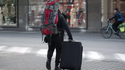 Prizor iz Ljubljane, kjer je, tako kot drugod po turistični Sloveniji, vse več takšnih popotnikov, ki zaradi cene hotelskih nastanitev iščejo alternative v stanovanjih in sobah. / Foto: Nik Erik Neubauer