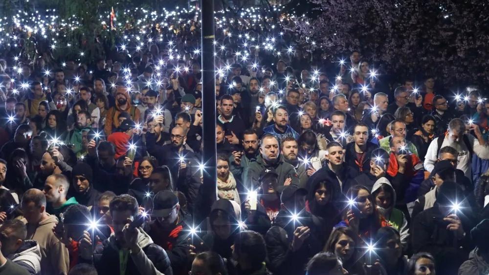 15 min. tisine 15.3.2025 - Beograd - Srbija - študentski protest veliki sobotni shodFoto: Luka Cjuha