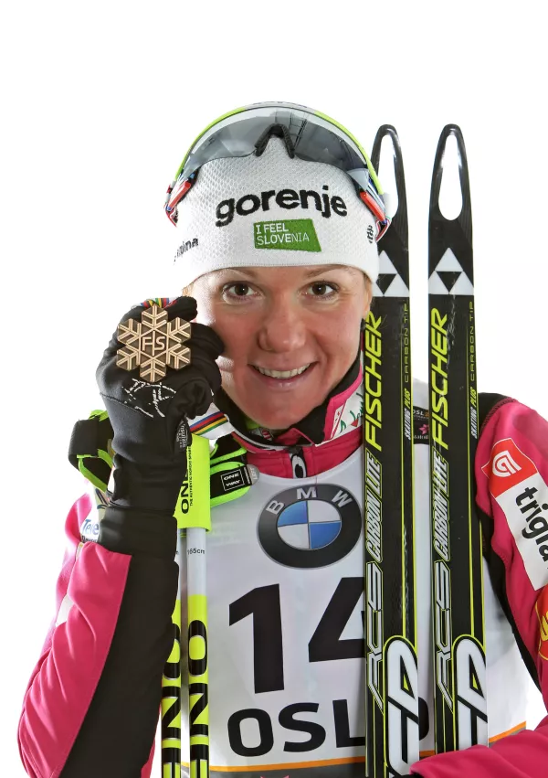 Na svetovnem prvenstvu leta 2011 v Oslu je Petra Majdič za slovo od kariere osvojila še bronasto medaljo. / Foto: Pool via getty Images