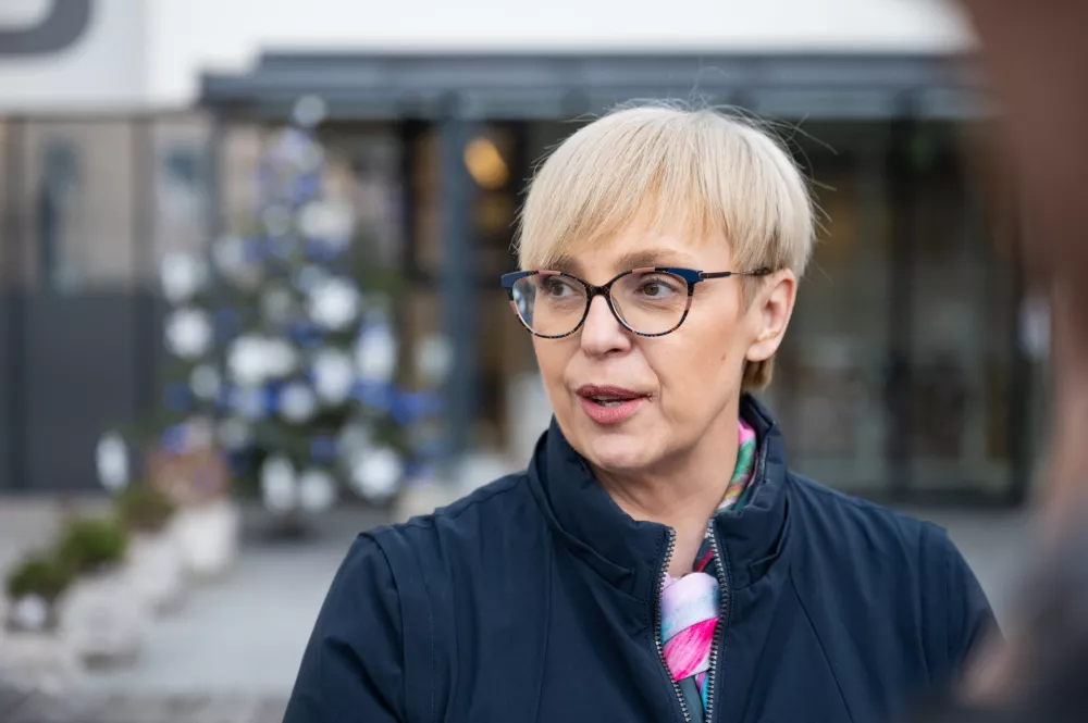 Nataša Pirc Musar še vedno išče: koalicija je predlagana kandidata Ksenijo Maver in Damjana Kozamernika zavrnila. / Foto: STA 