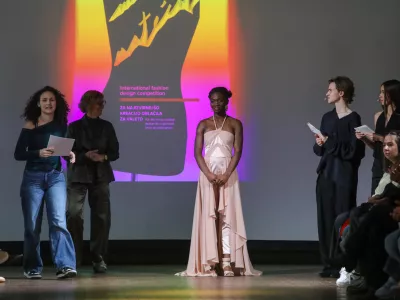 01.04.2025 - Modna revija - Srednja šola za oblikovanje in fotografijo Ljubljana. Dijakinje in dijaki zaključnega letnika modnega oblikovanja bodo predstavljali svoje kolekcije oblačiFoto: Luka Cjuha