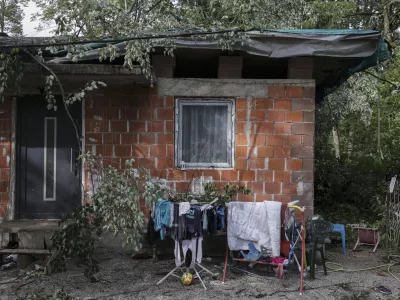 - 25.07.2023- Neurje prizadelo romsko naselje Lepovče v Ribnici //FOTO: Jaka Gasar