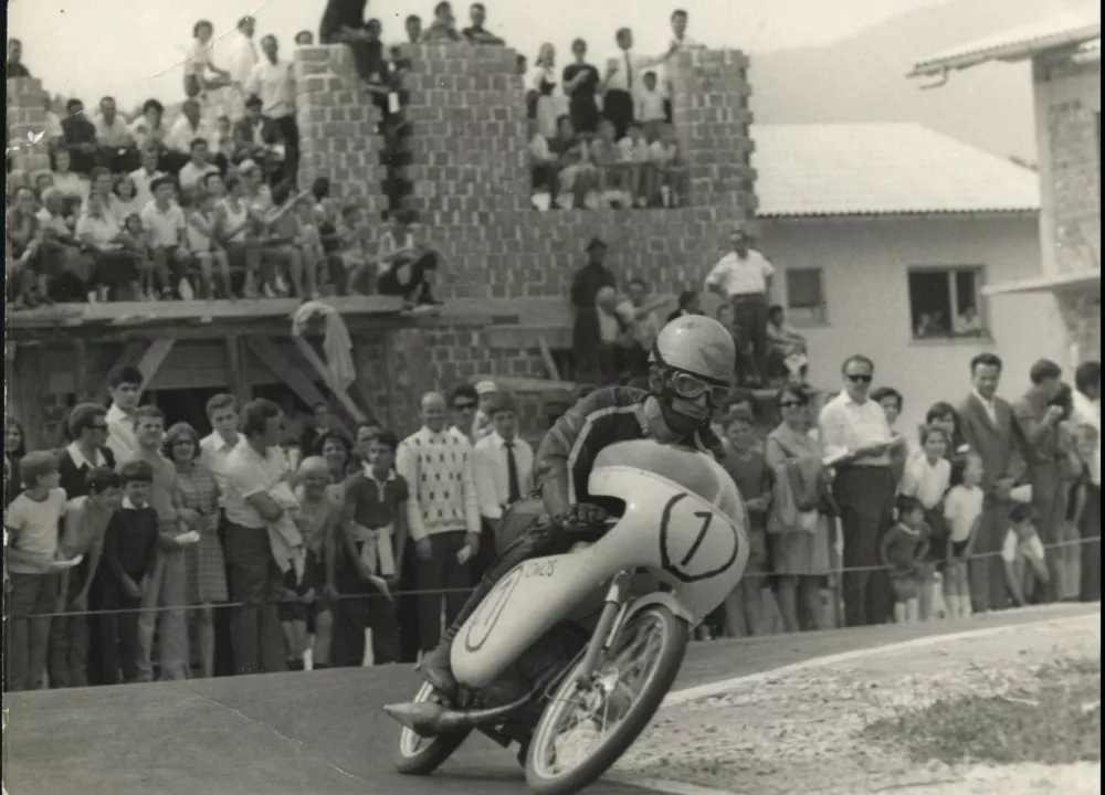 Janko &Scaron;tefe na dirki v Kamniku leta 1969 Foto: arhiv Janka &Scaron;tefeta
