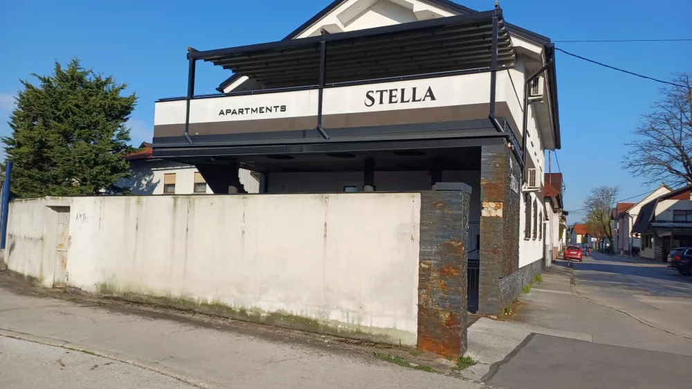 Odstranjevanje oglasnih panojev, oglaševanje, oglasi, oglasni panoji