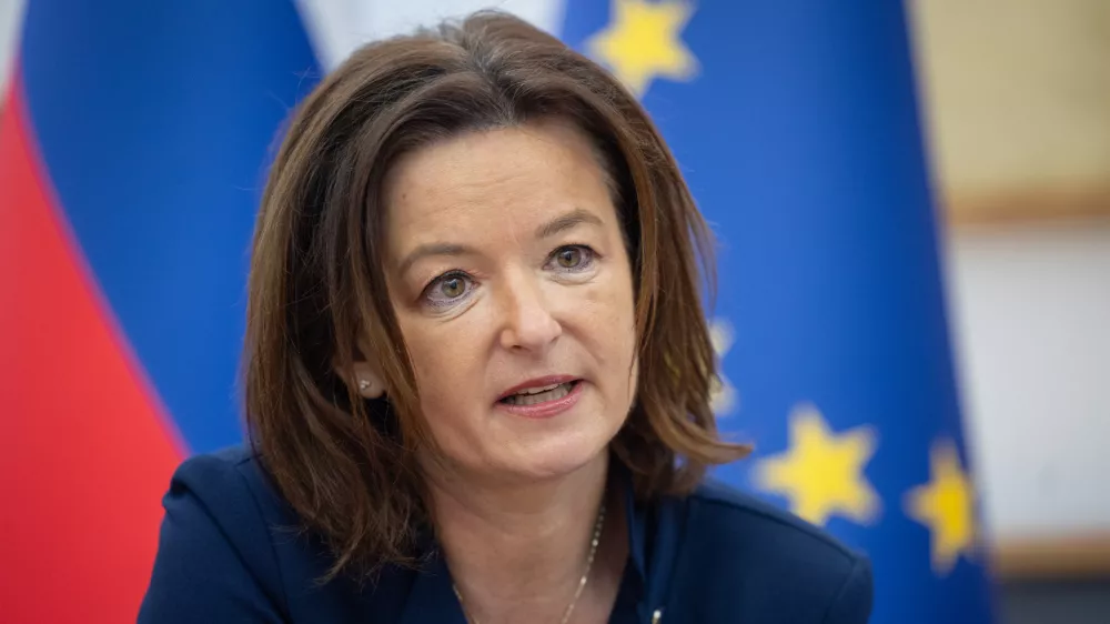 Ljubljana, MZEZ.Pogovor z ministrico za zunanje in evropske zadeve Tanjo Fajon.