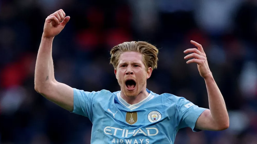 FILE PHOTO: Soccer Football - FA Cup - Semi Final - Manchester City v Chelsea - Wembley Stadium, London, Britain - April 20, 2024 Manchester City's Kevin De Bruyne celebrates after the match Action Images via Reuters/Paul Childs/File Photo