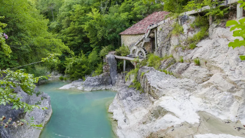 Zapuščeni mlin v Kotlah Foto: iStock