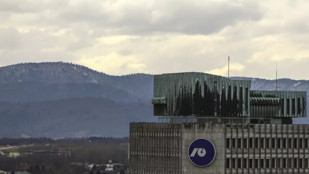 13.01.2025 - Ljubljana panorama - simbolična fotografija - stolpnica TR3 - Ljubljanska banka - NLBFoto: Luka Cjuha