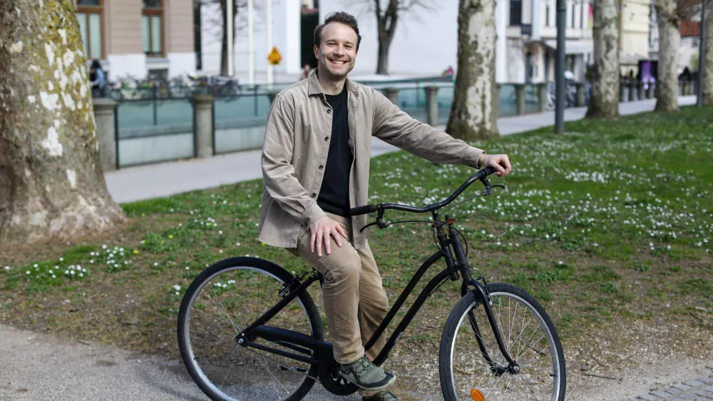 2.4.2025 - Nik Škrlec, slovenski dramski igralec in televizijski voditelj,Foto: Luka Cjuha