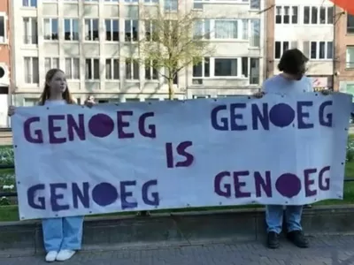 Več sto ljudi se je zbralo na protestih v dveh belgijskih mestih in oblasti sporočalo, da imajo dovolj ponižujoče nizkih kazni za spolne napadalce. 