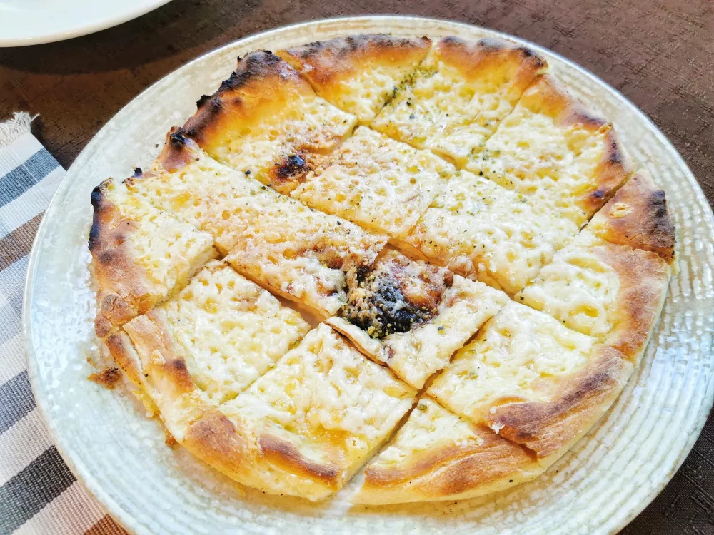 Postržjača - pica s Goričkega / Foto: Miha First