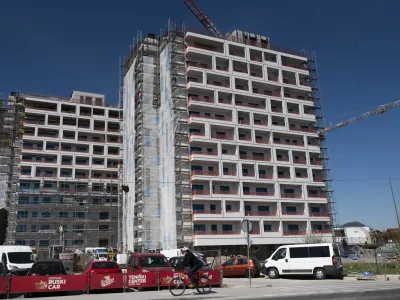 nepremičninestanovanjabivanjegradnjagradbiščeblokstanovanjska soseska07.04.2025 Gradnja nepremičnin, soseska Ruski Car.FOTO: Nik Erik Neubauer