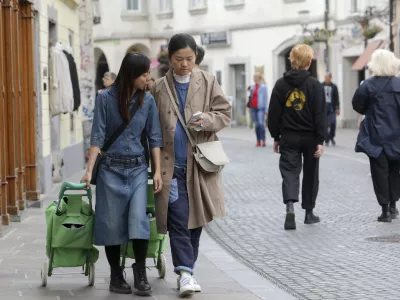 - Ljubljana - - 10.06.2022 - Turizem v Sloveniji – poletna turistična sezona - turisti - //FOTO: Jaka Gasar