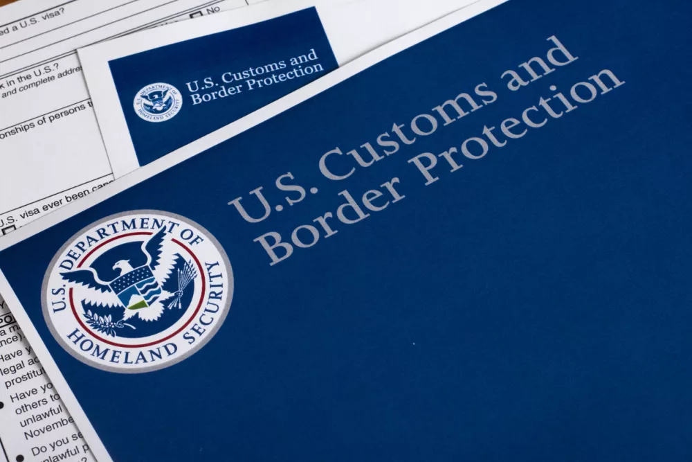 US Customs and Border Protection form to fill out / Foto: Danielfela