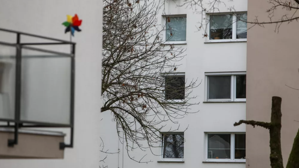 Na Gursu ocenjujejo, da smo ob upadanju števila transakcij ter rekordnih cenah nepremičnin in zemljišč v vrhu nepremičninskega cikla in postopoma prehajamo v fazo upočasnitve oziroma ohlajanja trga na ravni vse države. Foto: Bojan Velikonja