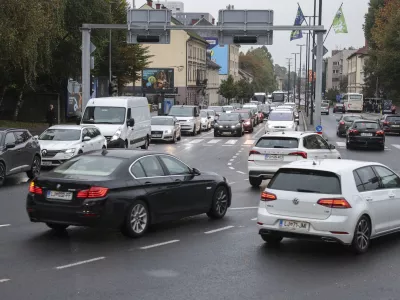 - 18.10.2024 - zastoji, kolone na Prešernovi in Tržaški - promet//FOTO: Jaka Gasar