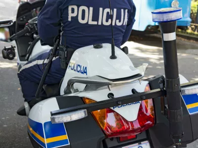 Hrvaška policija motor Foto: Reuters/Alamy