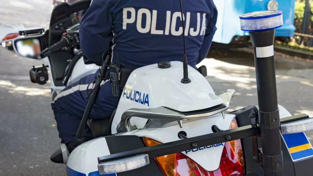 Hrvaška policija motor Foto: Reuters/Alamy