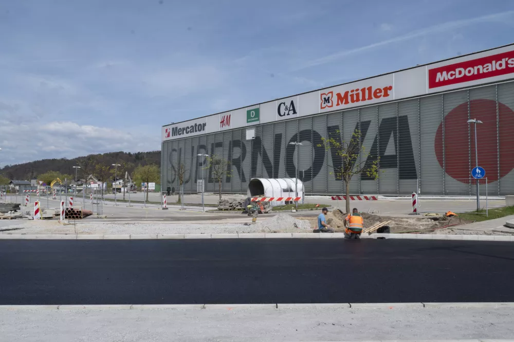 Jurčkova10.04.2025 Gradnja krožišča, Supernova, Rudnik. 