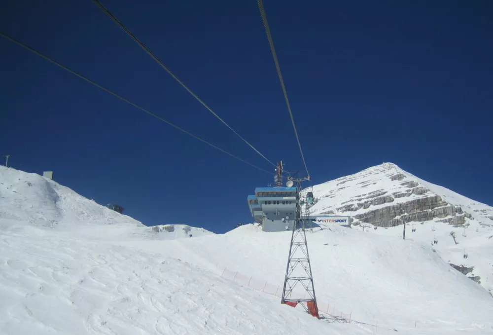 restavracija Prestreljenik na Kaninu