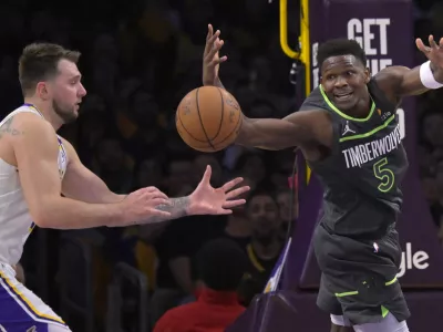 Legendarni trener in košarkarja kljub navdušenju nad Luko Dončićem opozarjajo na nekatere slabosti prevelikega vpliva lige NBA. / Foto: Imagn Images via Reuters Connect