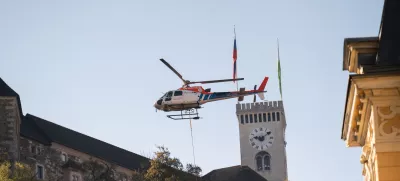 Zapore bodo do 18. ure danes, če se dela ne zavlečejo zaradi vetra. Foto: Nik Erik Neubauer