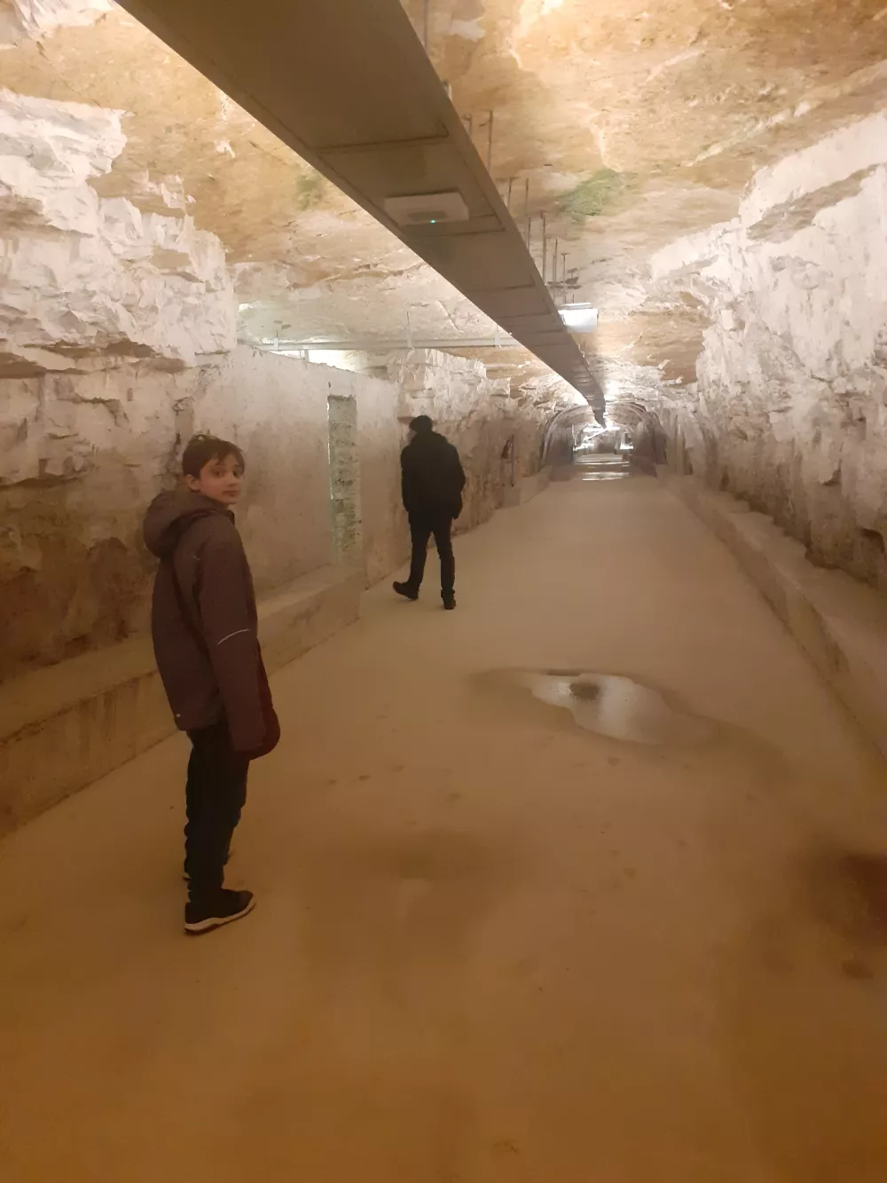 Podzemni tuneli so služili kot zaklonišče in vojaška postojanka, sedaj pa so zanimiva puljska turistična atrakcija, odprta vse leto. Foto: br