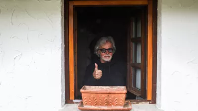 15.04.2025. Herman Gregorčič Erni, eden prvih Djjev v Sloveniji. DJ Erni.//FOTO: Bojan Velikonja