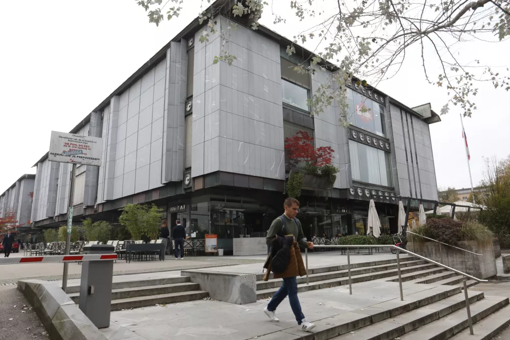 28.10.2024 -Maximarket, Modiana, zaprte tgovineFoto: Tomaž Skale