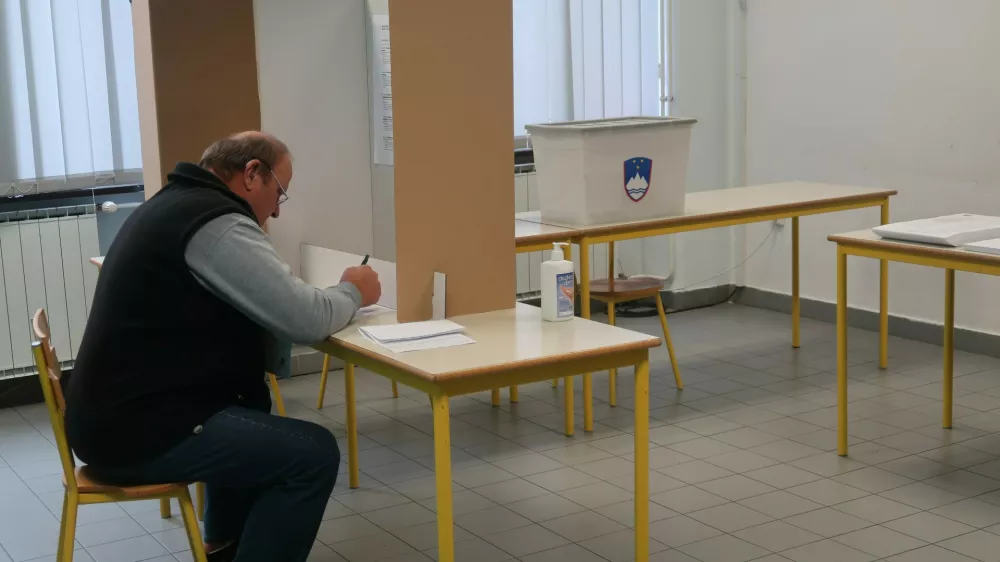 Kmetijsko gozdarska zbornica Slovenije (KGZS), volitve v svet zbornice 2024, voli&scaron;če Ljutomer. Foto: Tatjana Pihlar 