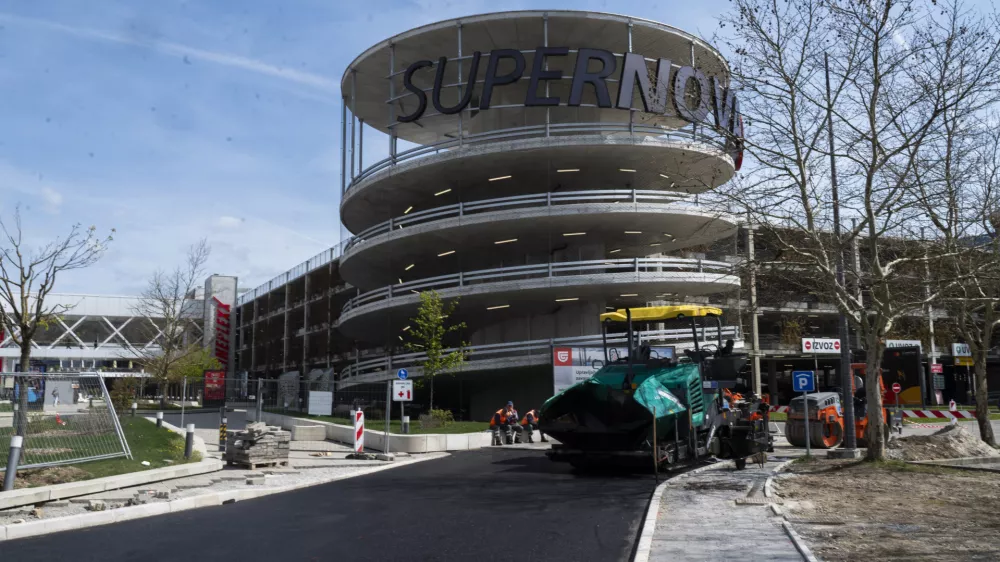 Jurčkova10.04.2025 Gradnja krožišča, Supernova, Rudnik. 