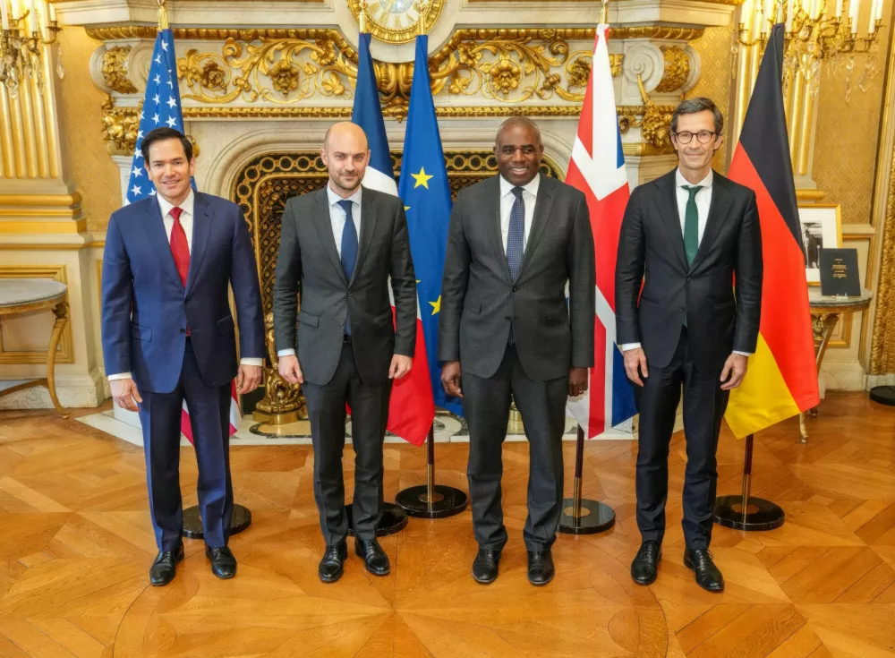 17 April 2025, France, Paris: US Secretary of State Marco Rubio (L) meets with French Foreign Minister Jean-Noel Barrot, UK Foreign Secretary David Lammy and German Ministry of Foreign Affairs Political Director Guenter Sautter to discuss a ceasefire agreement in the Russian War against Ukraine at the Quai D'Orsay. Photo: Freddie Everett/Planet Pix via ZUMA Press Wire/dpa