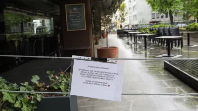 17.04. 2025. Restavraci MAXI zaprta zaradi sanacije vodovoda. Foto: Bojan Velikonja