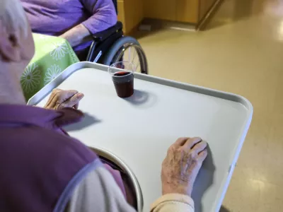 simbolična fotografija starost upokojenci, obrok, hrana18.03.2025 - Dom starejših Na Fari - dom upokojencevFoto: Luka Cjuha