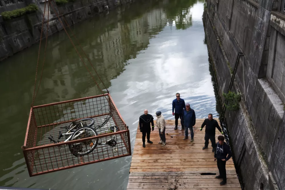 19.04.2025. Tradicionalno čiščenje Ljubljanice. Foto: Bojan Velikonja 