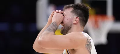 Lukov novi dres najbolj prodajan med vsemi. / Foto: AP