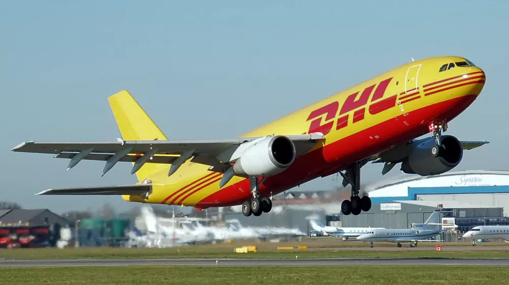 ﻿kuriska letalska pošta DHL