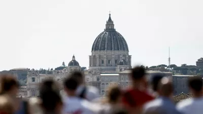 A view shows the dome of St. Peter's Basilica, after the death of Pope Francis was announced by the Vatican, as seen from Pincio terrace in Rome, Italy, April 21, 2025. REUTERS/Matteo Minnella